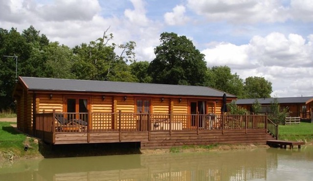 POPPY - sleeps 2 guests in 1 bedroom