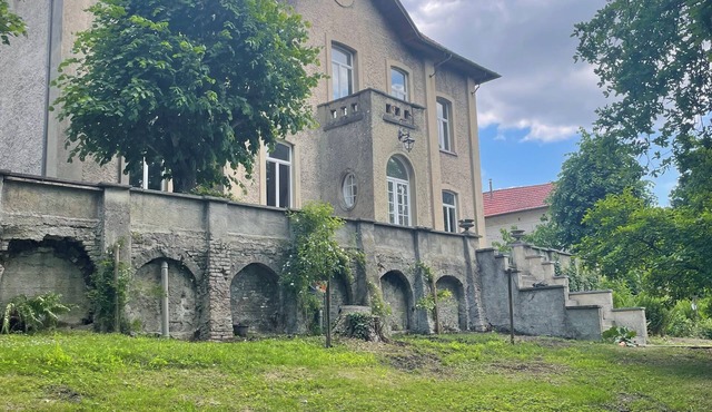 Prachtig landhuis Château Ravet in dorpje Bierges