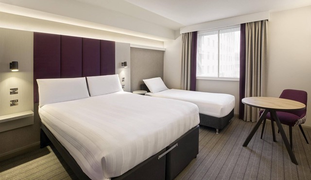 Premier Inn Watford North