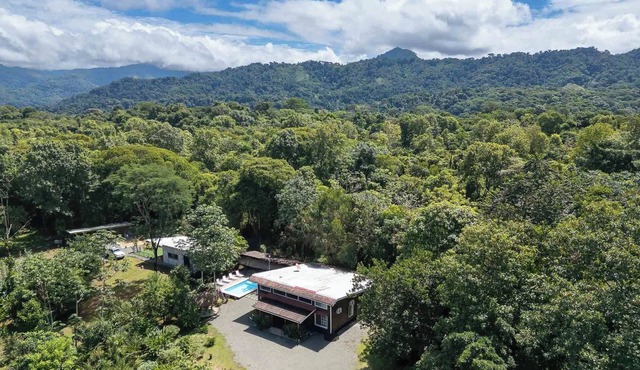 Private 7BR Villa w/Pool near Manuel Antonio Beach