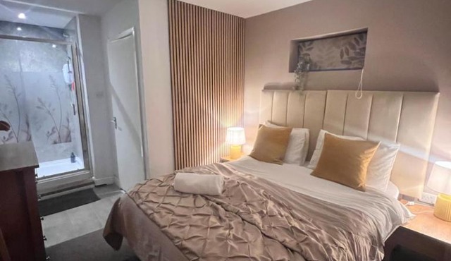 Private Cosy 1Bd in town