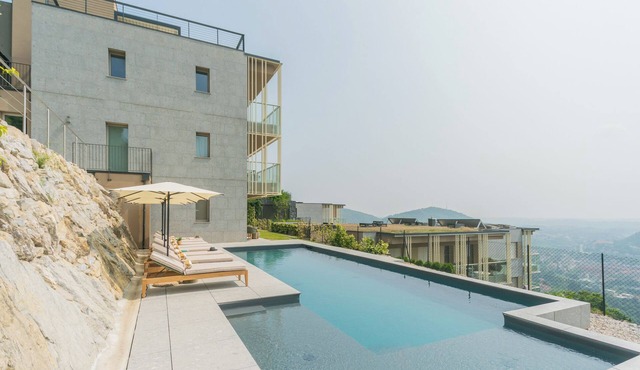 PureViewLuxury-1st Floor Breakfast&Pool Adults.