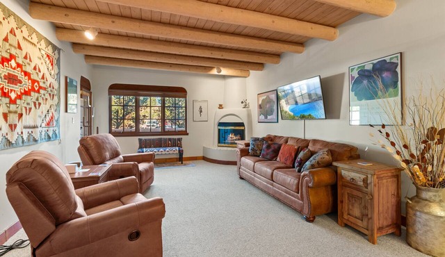 Quail Run 101 | Private Patio | Golf Course | Pool & Hot Tub | Tennis & Pickleball | Spa