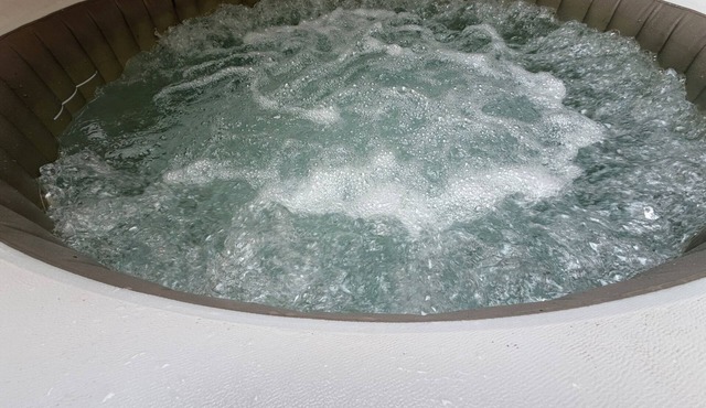 Queluz Maison a Cosy Apartment with a Jacuzzi/hot tub