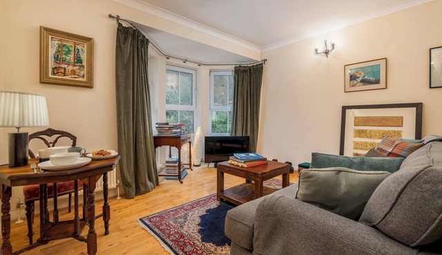 Quiet & Cosy Flat - Berkhamsted - Pass the Keys