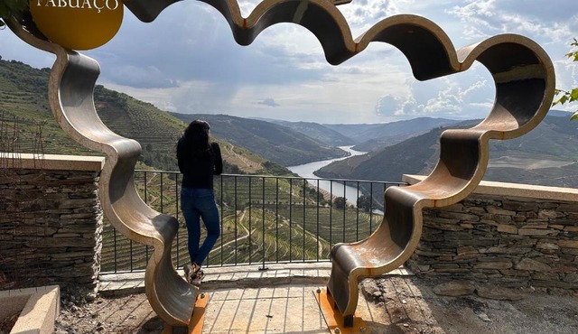 QUINTA da CASA CIMEIRA - Douro Wine State, A House od Wine, Food & Memories