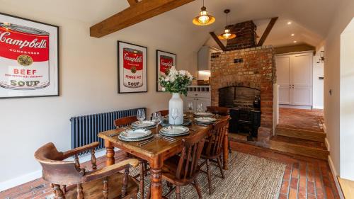 Ramsbury Cottage