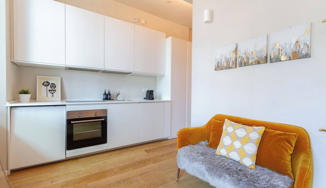 Refined Stylish Milanese Studio Apartment