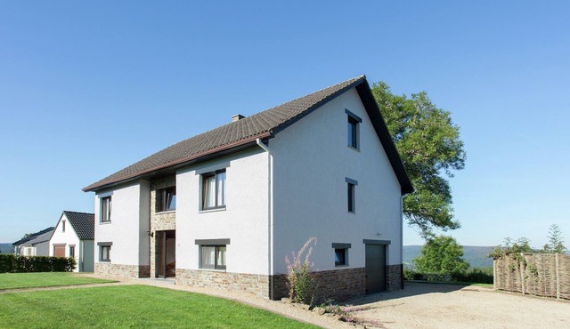 Rendeux Valley View Retreat