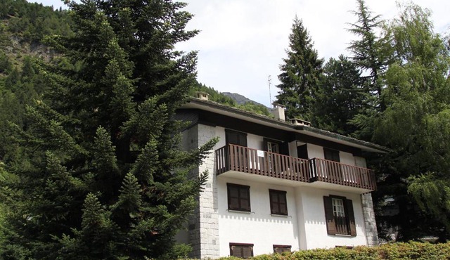 RESIDENCE ACERO