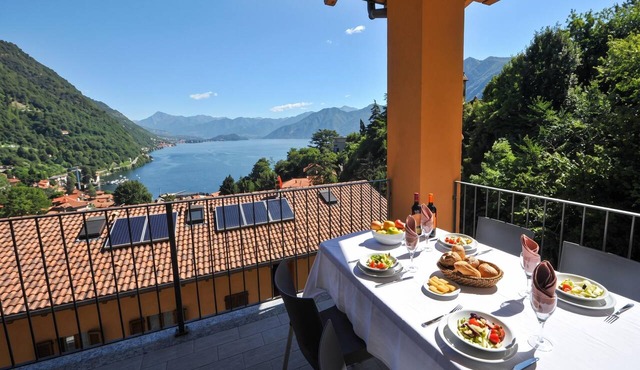 Residence Eden Gardenia 11, Argegno, Italy