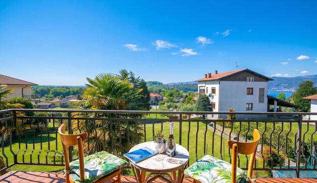 Residenza Il Parco - Family Retreat with Garden and Gym, Ispra, Italy
