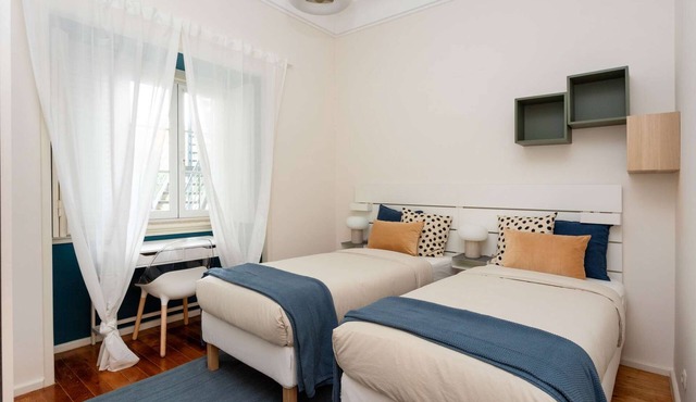 Restful Trendy Room | Shared Apartment