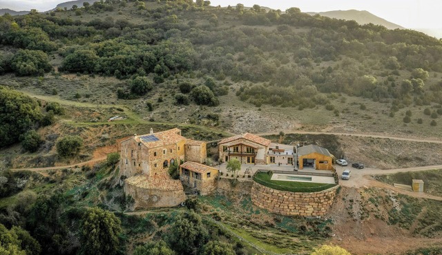 Restored 12th-century farmhouse in Pre-Pyrenees
