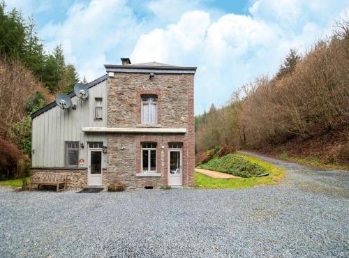 Riverside Retreat, Ardennes