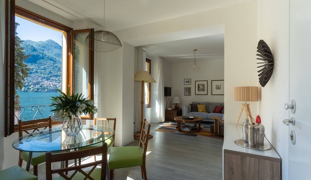 Romantic Pier - Two Bedroom Apartment, Sleeps 4