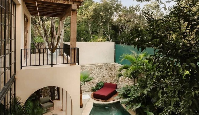 Rooftop Steam Spa, Private Pool & Jungle Retreat
