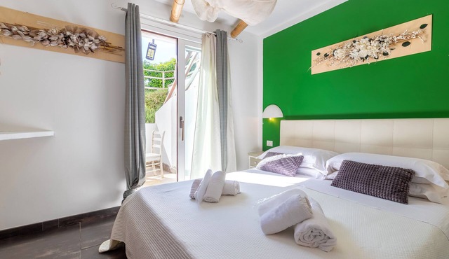 Room 'Double Il Mirto, Con Veranda' with Pool, Private Terrace and Air Conditioning