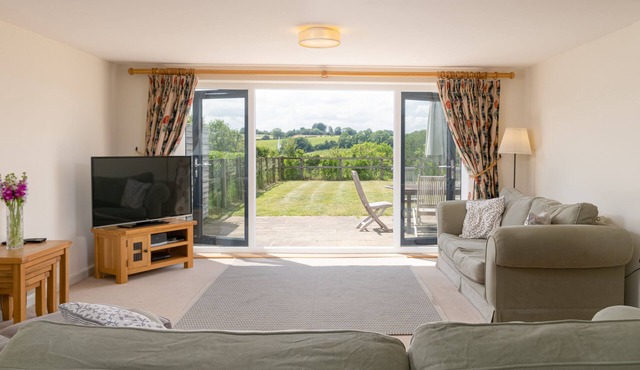 Rose Cottage - Beautiful Family Property in Rural Hampshire