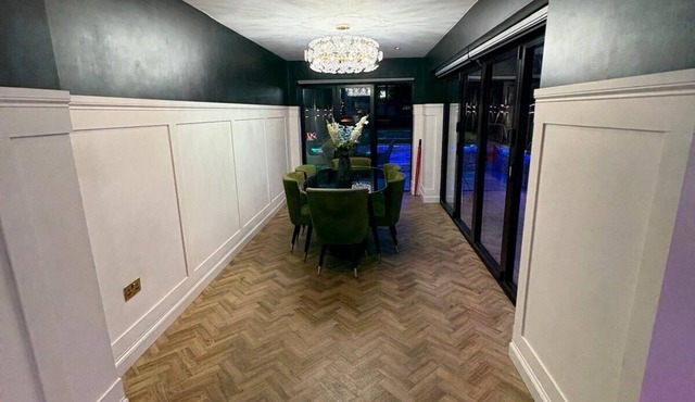 Rushden Retreat on Wellingborough Road