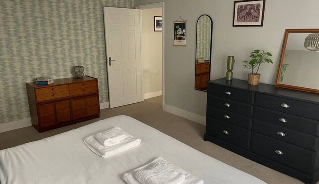Ruston Chambers Free parking, luxury 2 bedroom
