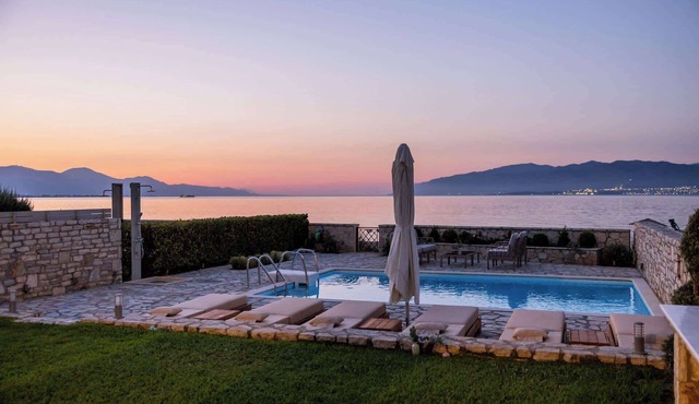Seafront Villa Ciel with Private Pool in Nafpaktos