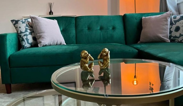 Serene Ocean Side Apartment BTN
