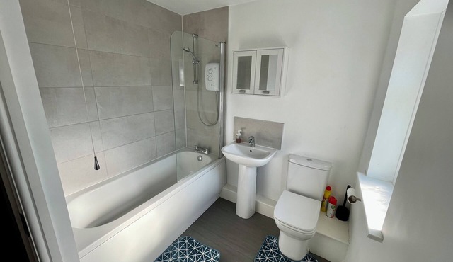 Silver Stag Properties, 3 BR House in Ashby