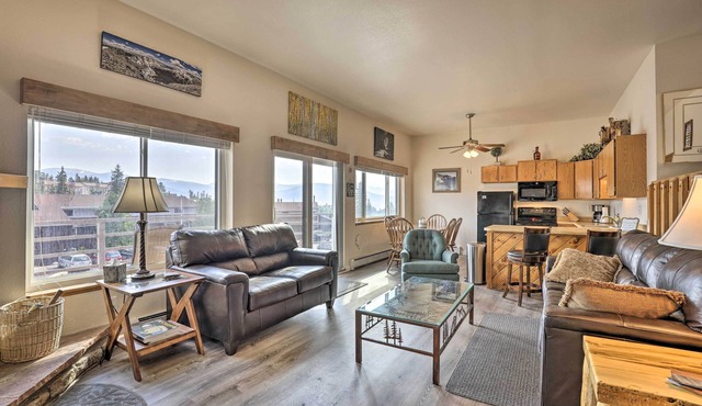Silverthorne Condo w/Views ~ 11 Mi to Ski Slopes