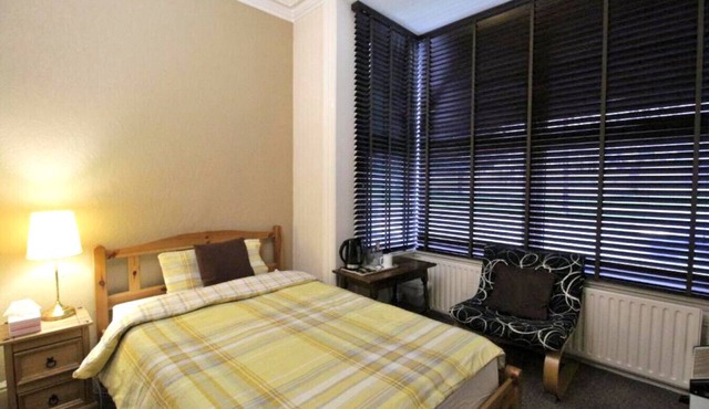 Single Room - Tennyson