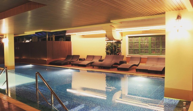 Siri Ratchadamnoen Bangkok Hotel