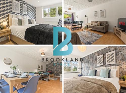 Six Bedroom House by Brookland Stays Serviced Accommodation Short Lets Hertfordshire with Free WiFi
