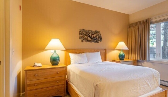 Smugglers Notch | Snowy Retreat | Ski, Pools & Mountain Fun