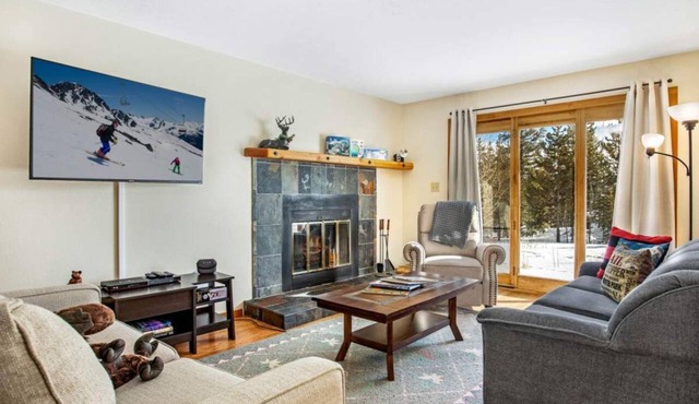 Snowscape | Hot Tub Sauna Fireplace Trails