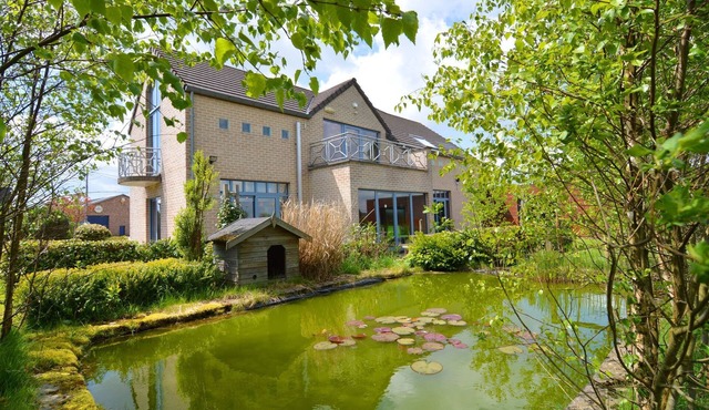 Sourbrodt Villa with Pool