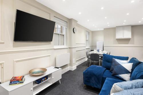 Spacious 2-Bed Home in Chipping Barnet