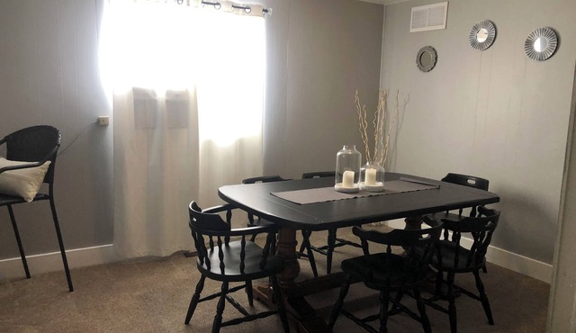 Spacious 3-bedroom apartment in fabulous Fairfield with AC, WiFi