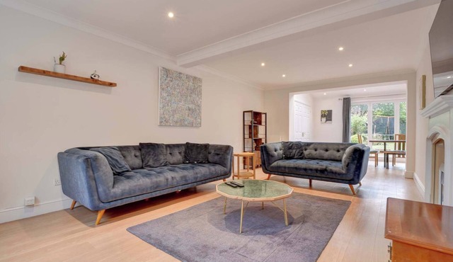 Spacious 4 bedroom house in Bishop's Stortford