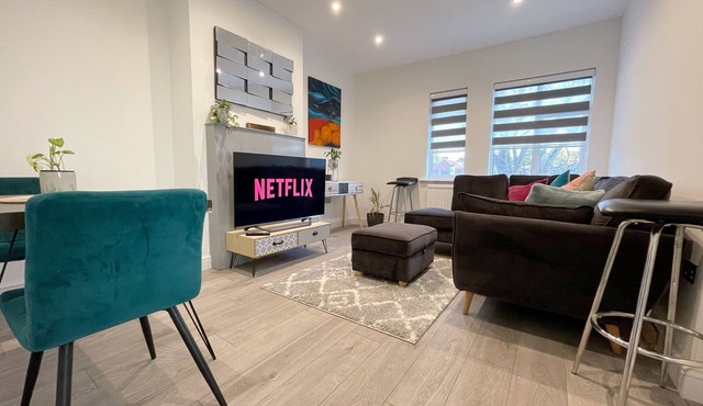 Spacious and bright one bedroom apartment