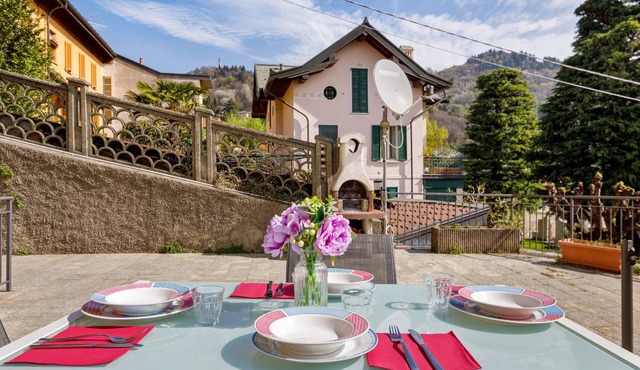 Spacious Brunate Apartment Near the Funicular
