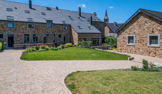 Spacious holiday home in Bourseigne-Neuve with barbeque
