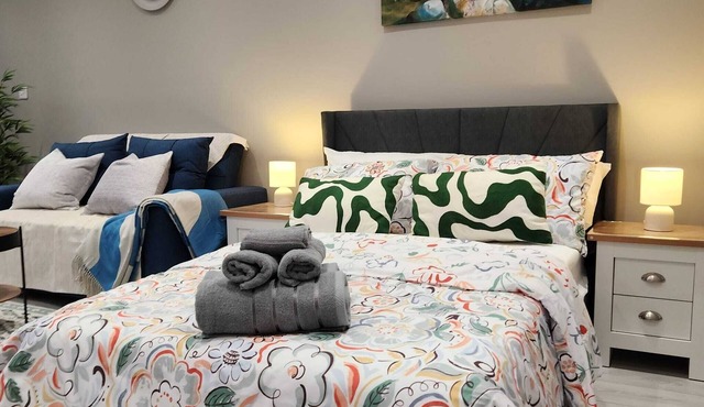 Spacious Luxe Suite – New Build