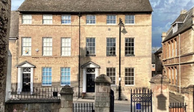 St Martins Apartment Stamford