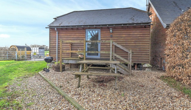 Staddlestone Barn - UKC8984