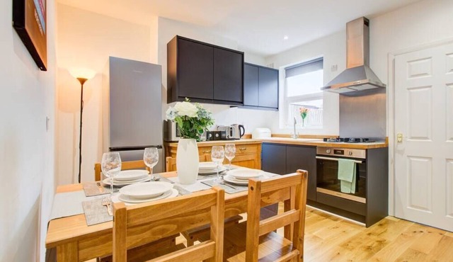 Statera Apartments - 2-Bed House in Stratford