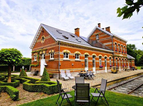 Station Racour 'Magasin de la gare'