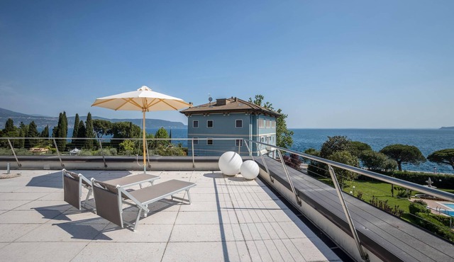 Studio Apartment 'Madeleine' with Mountain View, Pool and Wi-Fi