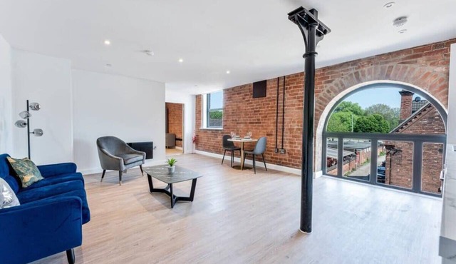 Stunning 1 Bed Apartment in Burton-on-Trent