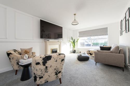 Stunning 5 bedroom detached house in Hornchurch