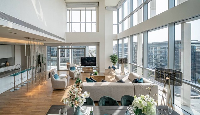 Stunning Family Size Apt with Panoramic Views